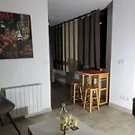 Le Cozy Parisien Élégance et Confort