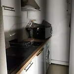 Le Cozy Parisien Élégance et Confort